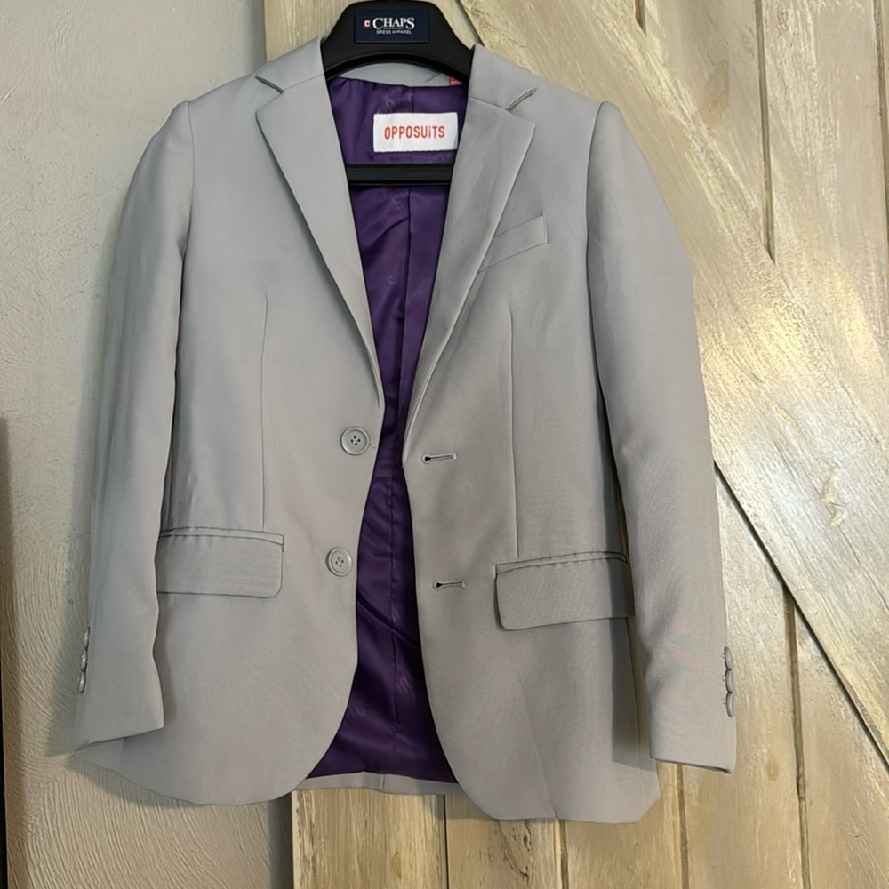 Opposuits 3 piece suit boys size 8, light gray